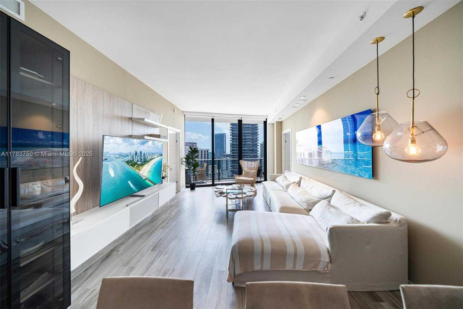 Small Image of 801 SOUTH MIAMI AVE #4802, Miami Number 22