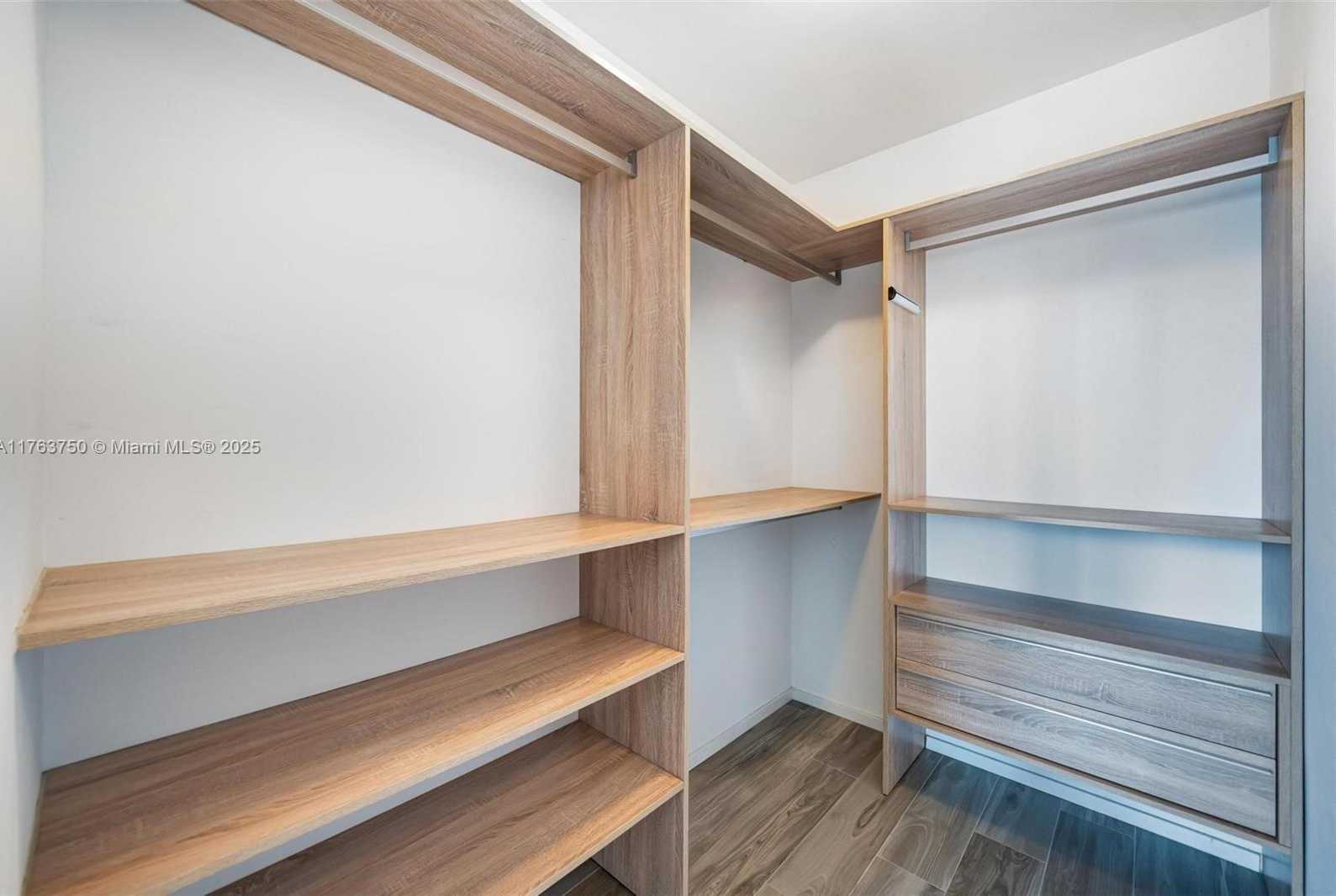 Small Image of 801 SOUTH MIAMI AVE #4802, Miami Number 30