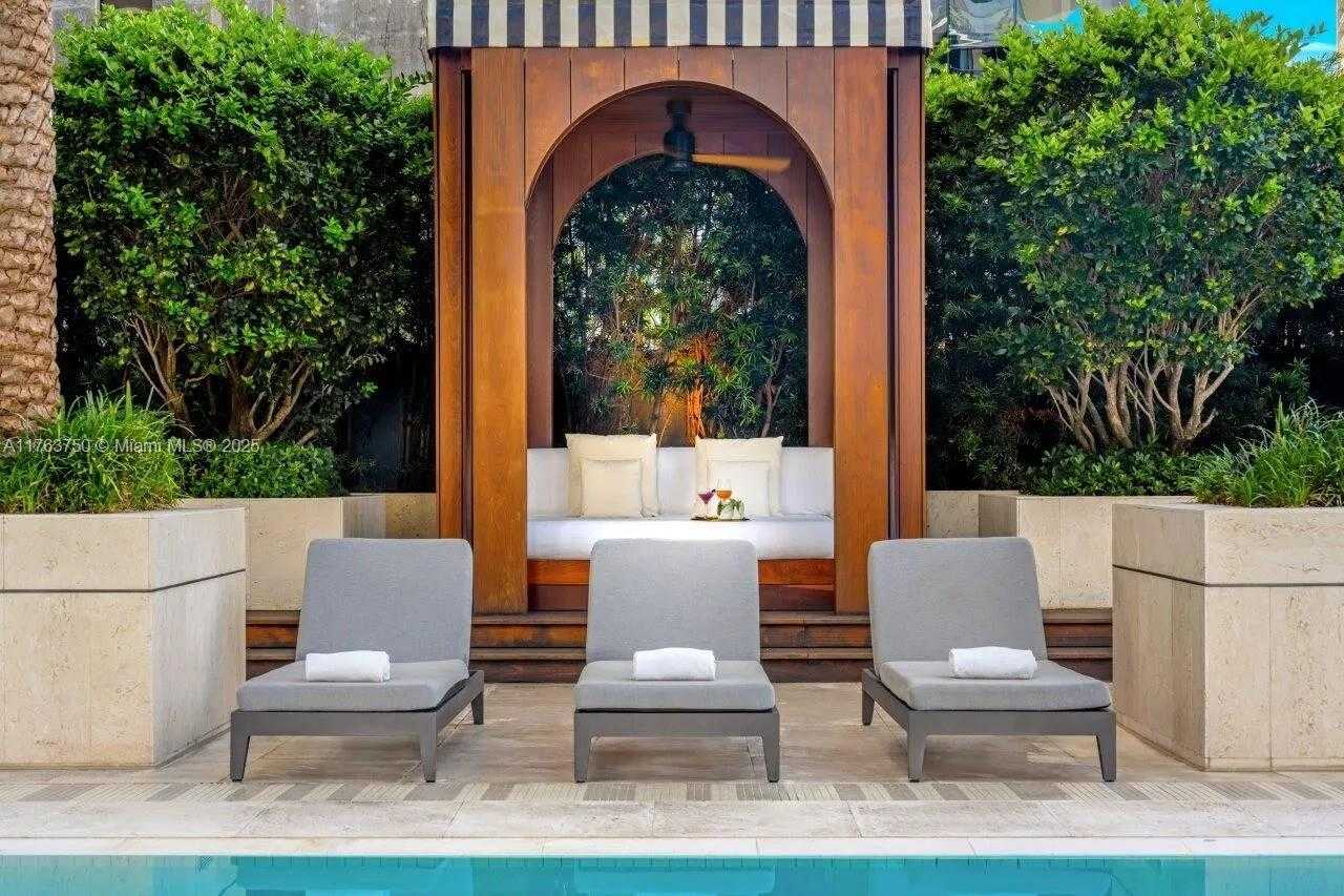 Small Image of 801 SOUTH MIAMI AVE #4802, Miami Number 40