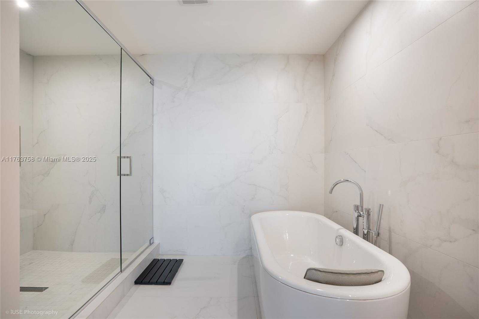 Small Image of 730 NORTH OCEAN BLVD #402, Pompano Beach Number 23