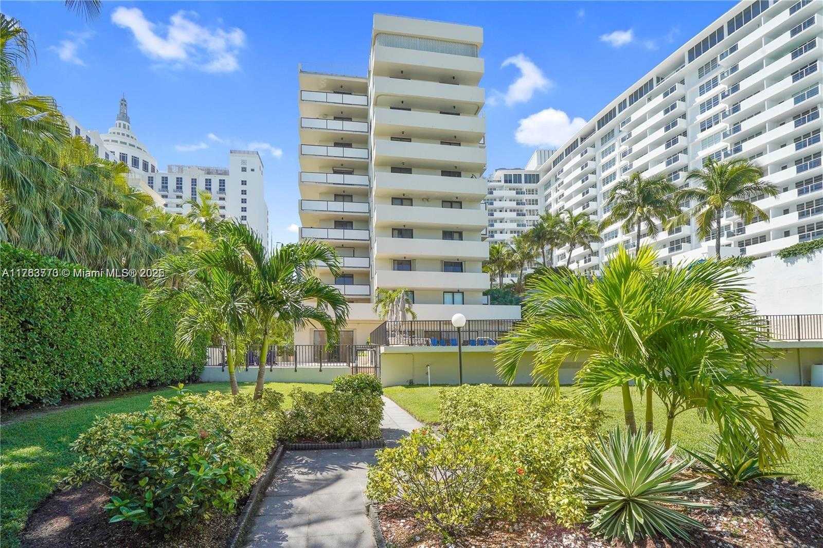 Small Image of 1621 COLLINS AVE #801, Miami Beach Number 14