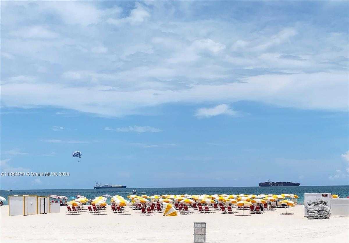 Small Image of 1621 COLLINS AVE #801, Miami Beach Number 15
