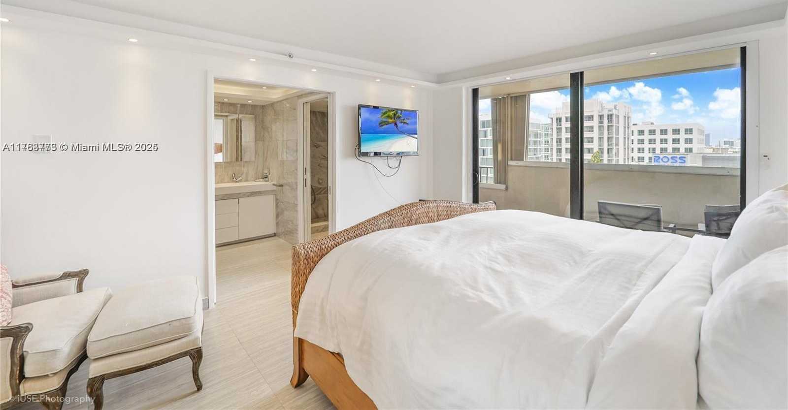 Small Image of 1621 COLLINS AVE #801, Miami Beach Number 9