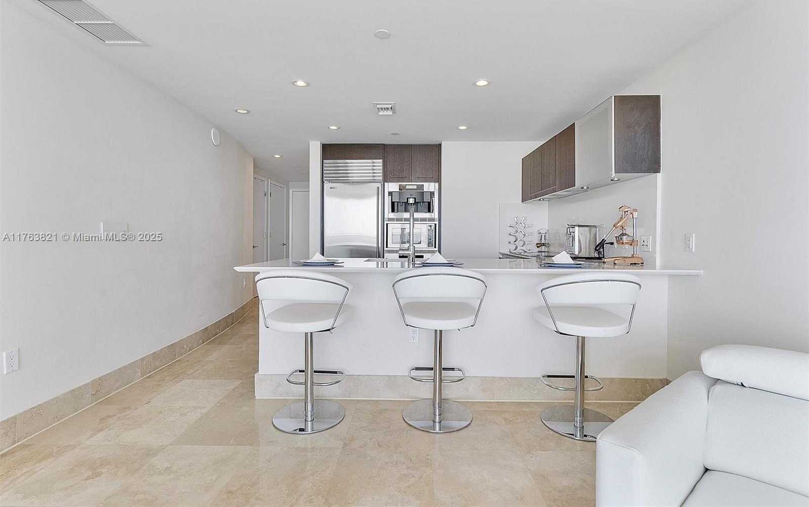 Small Image of 17001 COLLINS AVE #1006, Sunny Isles Beach Number 11