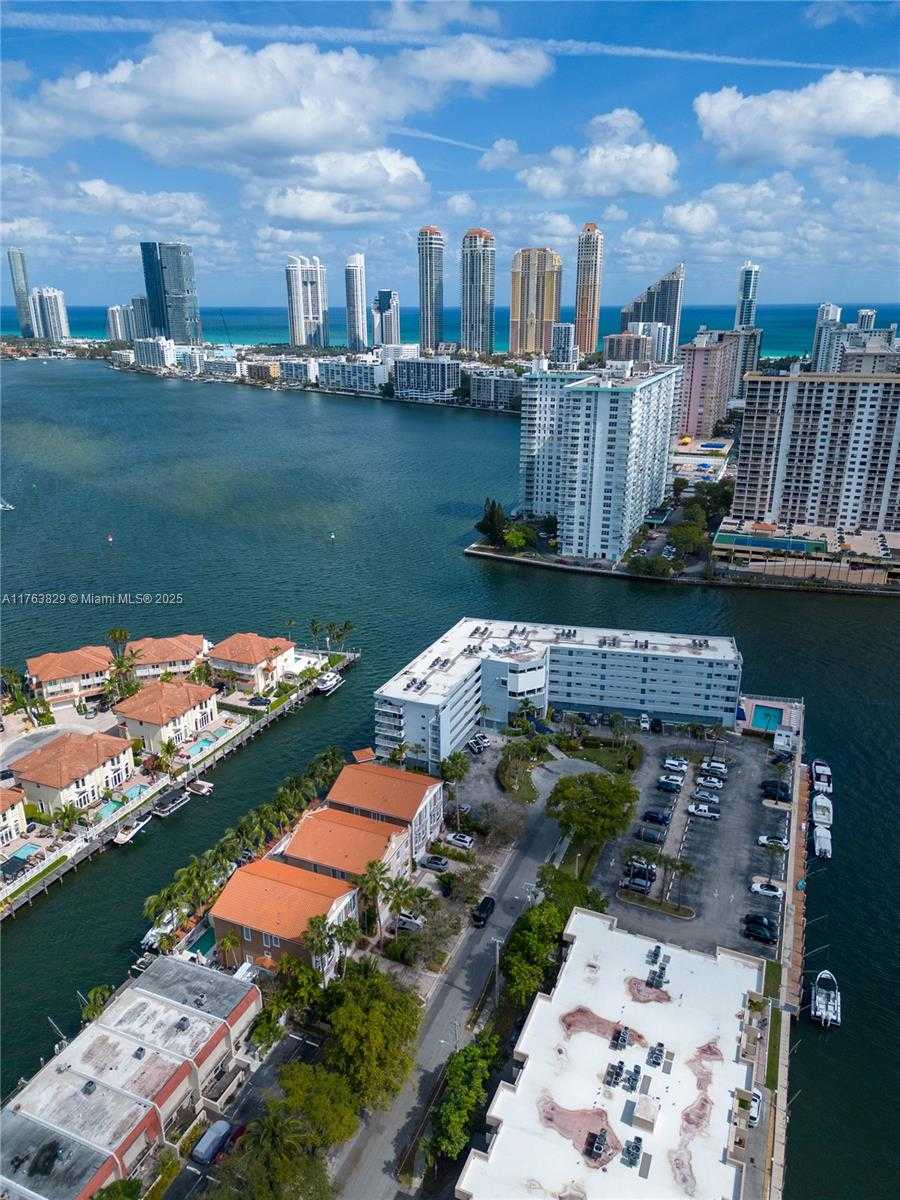 Small Image of 3907 NORTH EAST 170TH ST #3907, North Miami Beach Number 17