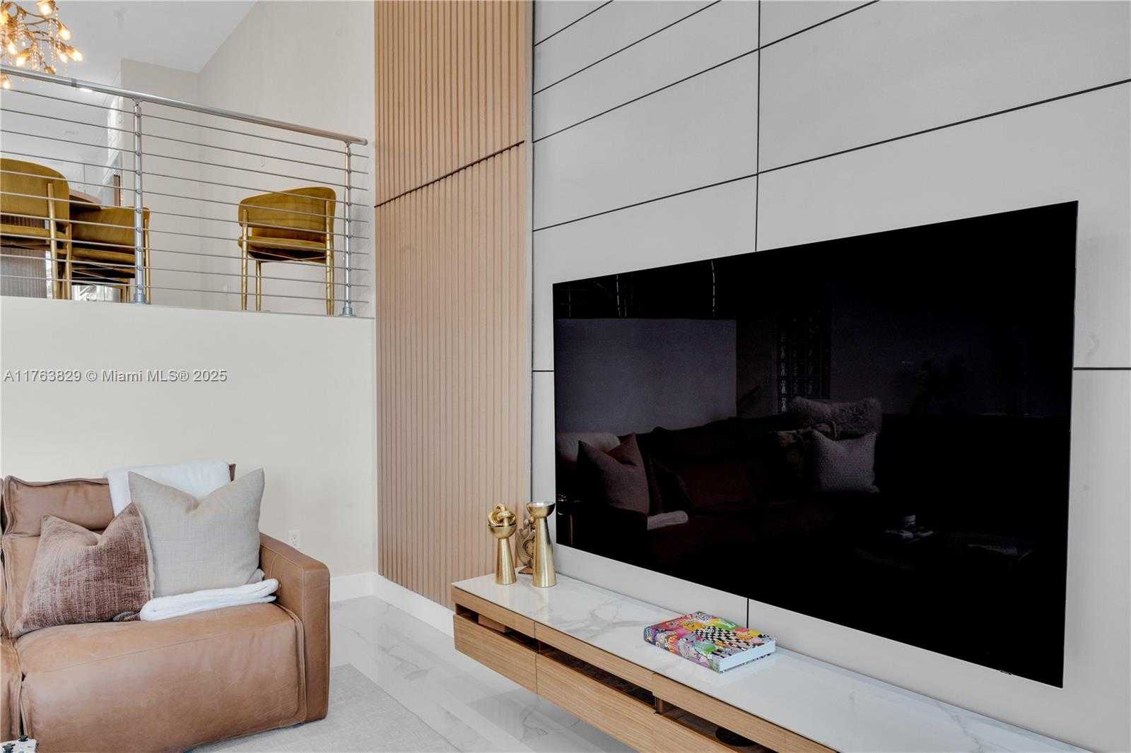 Small Image of 3907 NORTH EAST 170TH ST #3907, North Miami Beach Number 7