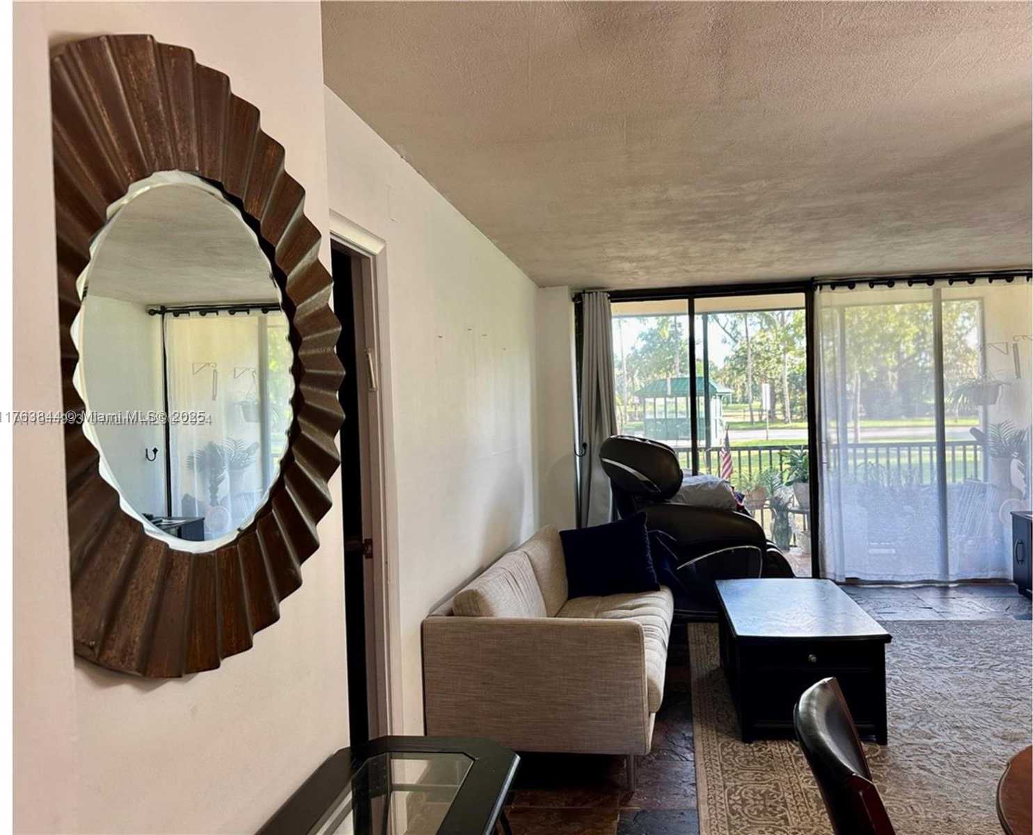 Small Image of 3301 NORTH COUNTRY CLUB DR #110, Aventura Number 2