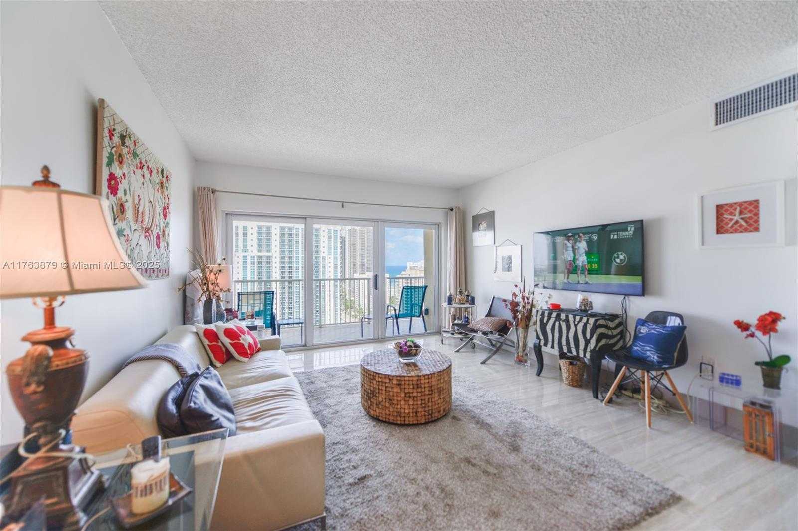 Small Image of 1985 SOUTH OCEAN DR #PHD, Hallandale Beach Number 6