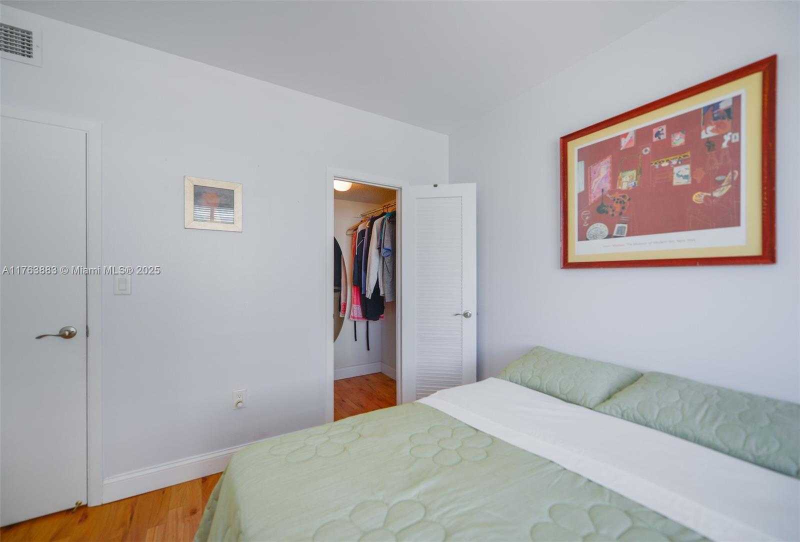 Small Image of 1985 SOUTH OCEAN DR #6F, Hallandale Beach Number 21