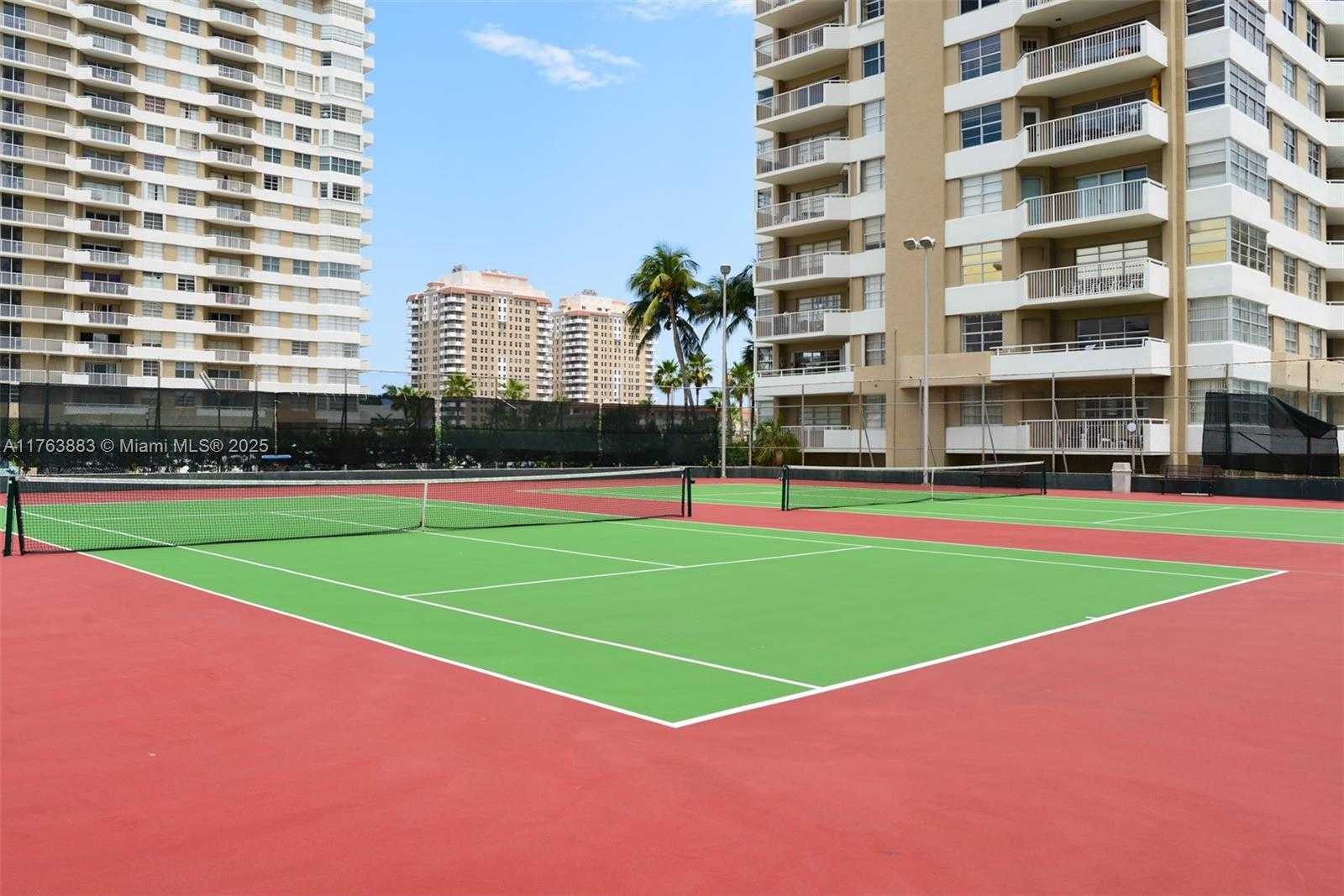 Small Image of 1985 SOUTH OCEAN DR #6F, Hallandale Beach Number 31