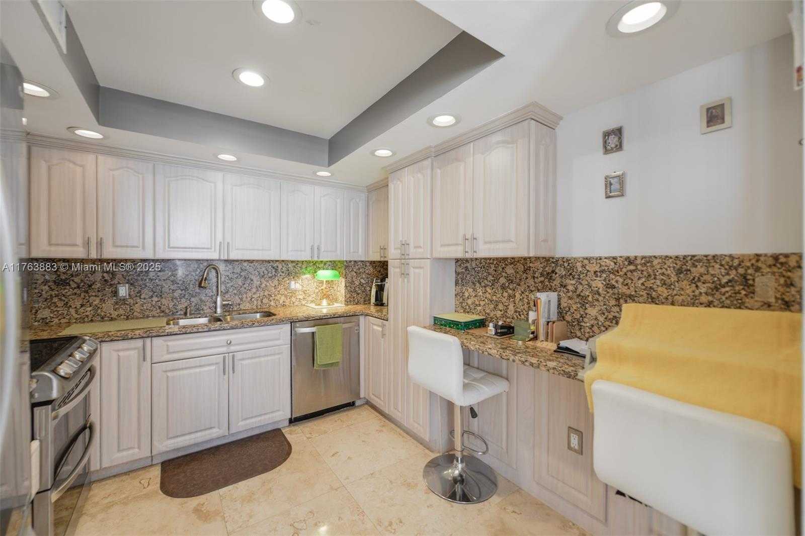 Small Image of 1985 SOUTH OCEAN DR #6F, Hallandale Beach Number 9