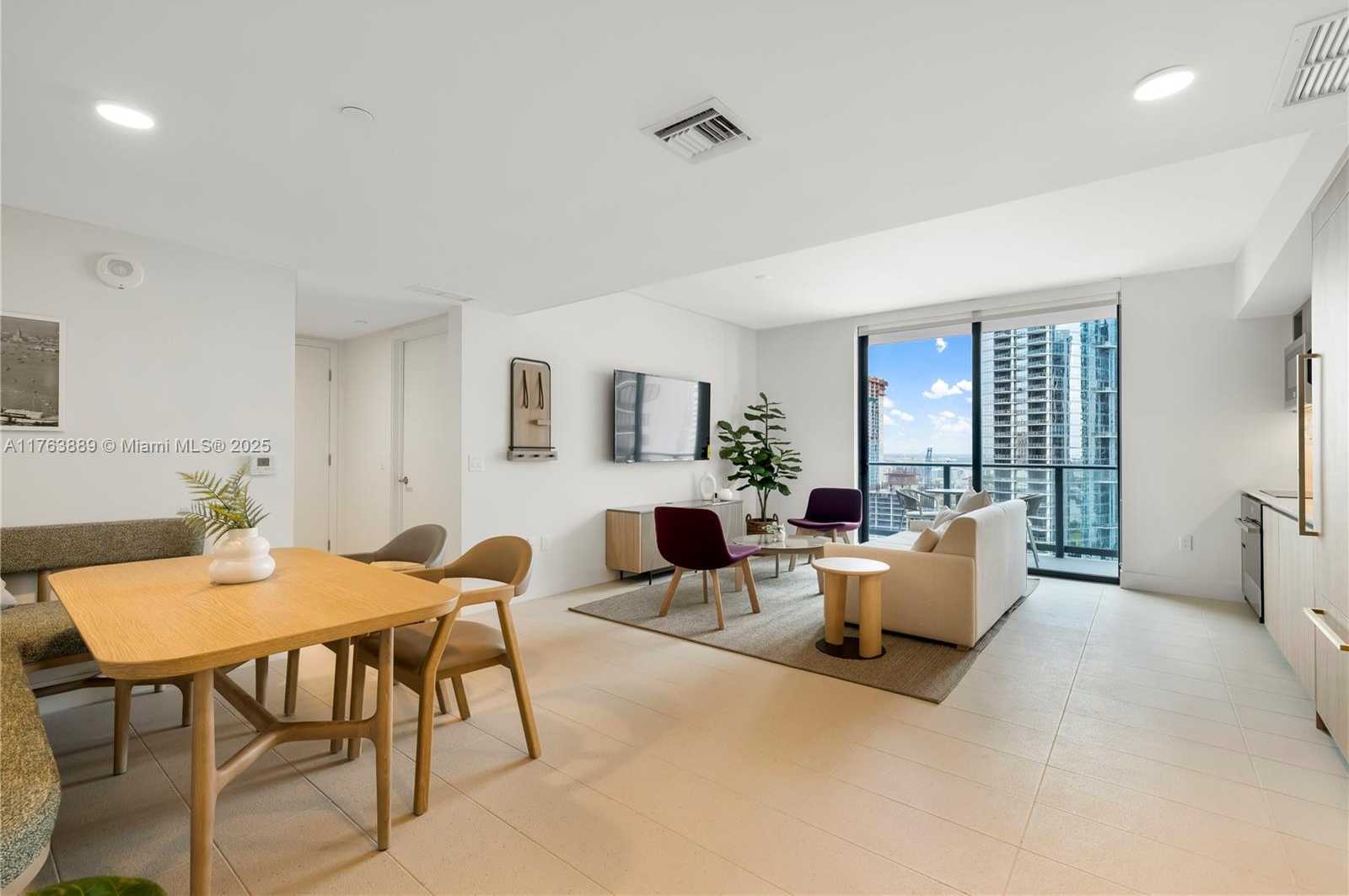 Small Image of 601 NORTH EAST 1ST AV #2601, Miami Number 3