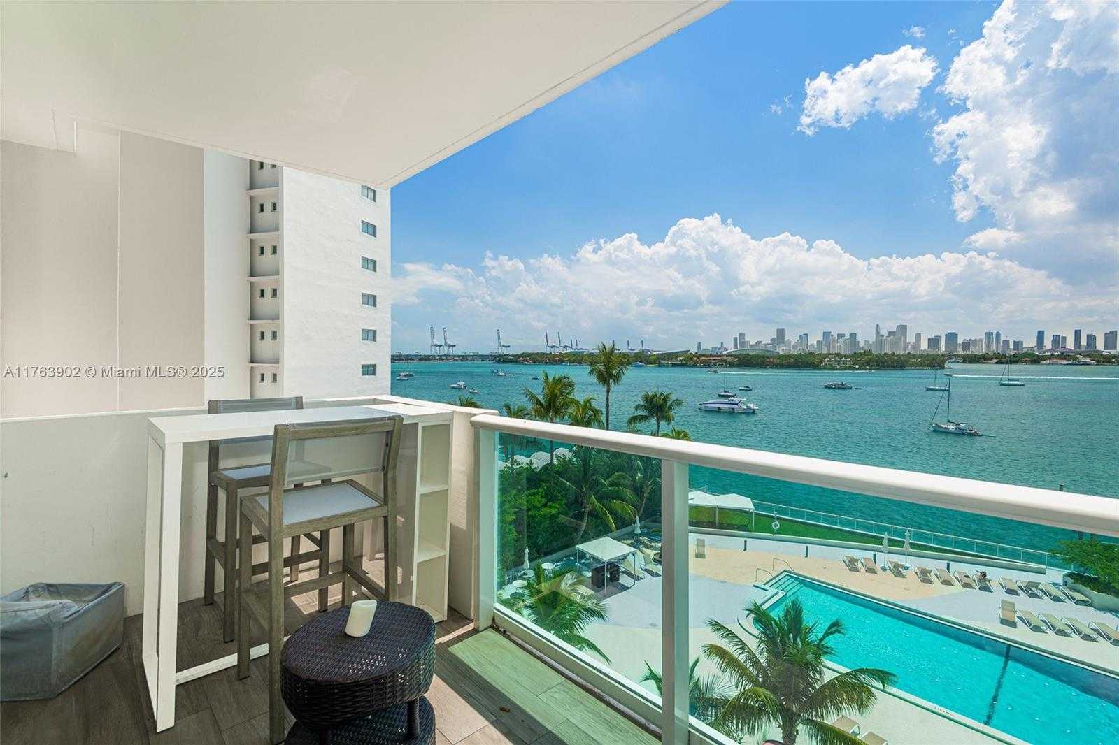 Small Image of 1200 WEST AVE #605, Miami Beach Number 2