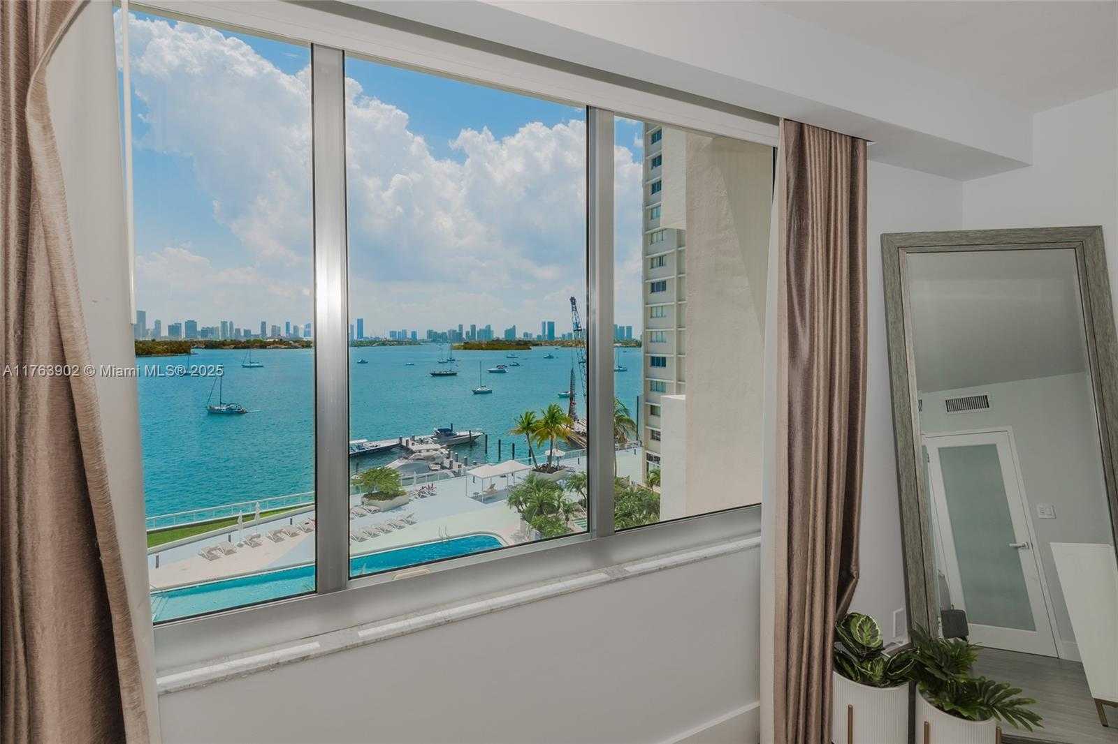 Small Image of 1200 WEST AVE #605, Miami Beach Number 23
