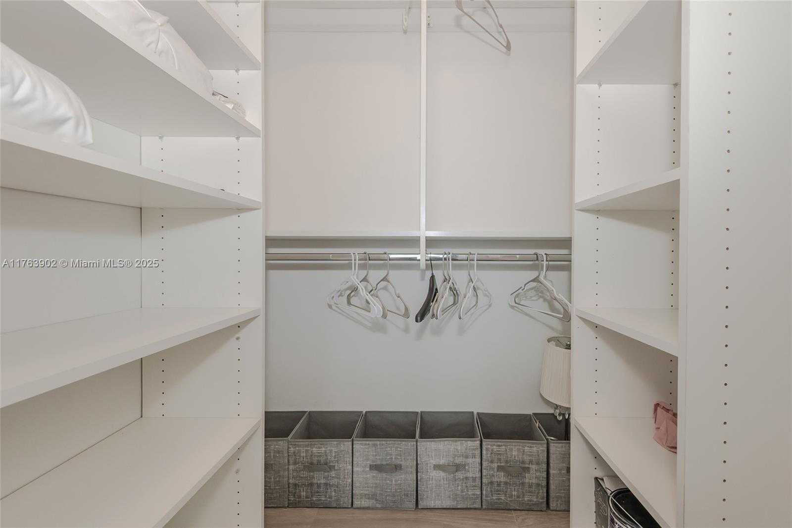 Small Image of 1200 WEST AVE #605, Miami Beach Number 24