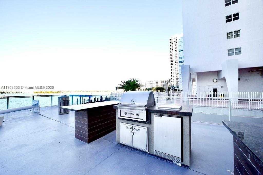Small Image of 1200 WEST AVE #605, Miami Beach Number 29
