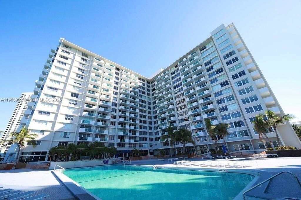 Small Image of 1200 WEST AVE #605, Miami Beach Number 33