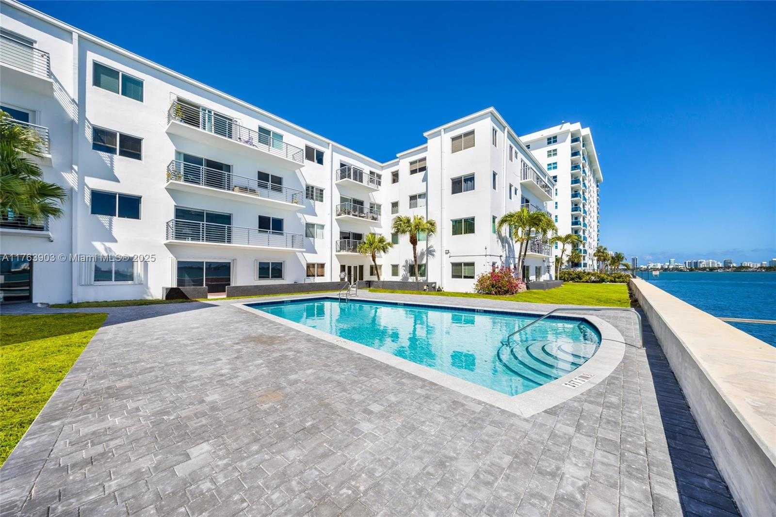 Small Image of 1880 SOUTH TREASURE DR #4M, North Bay Village Number 33