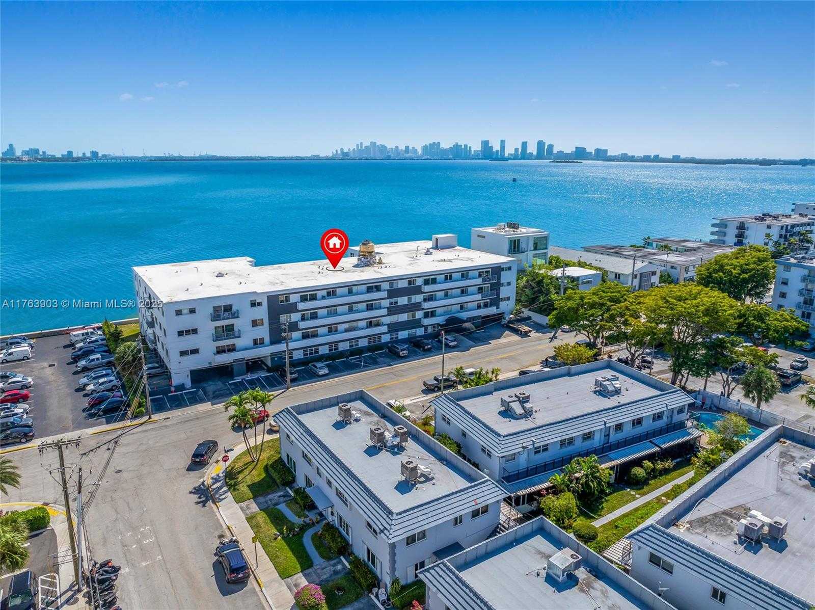Small Image of 1880 SOUTH TREASURE DR #4M, North Bay Village Number 47
