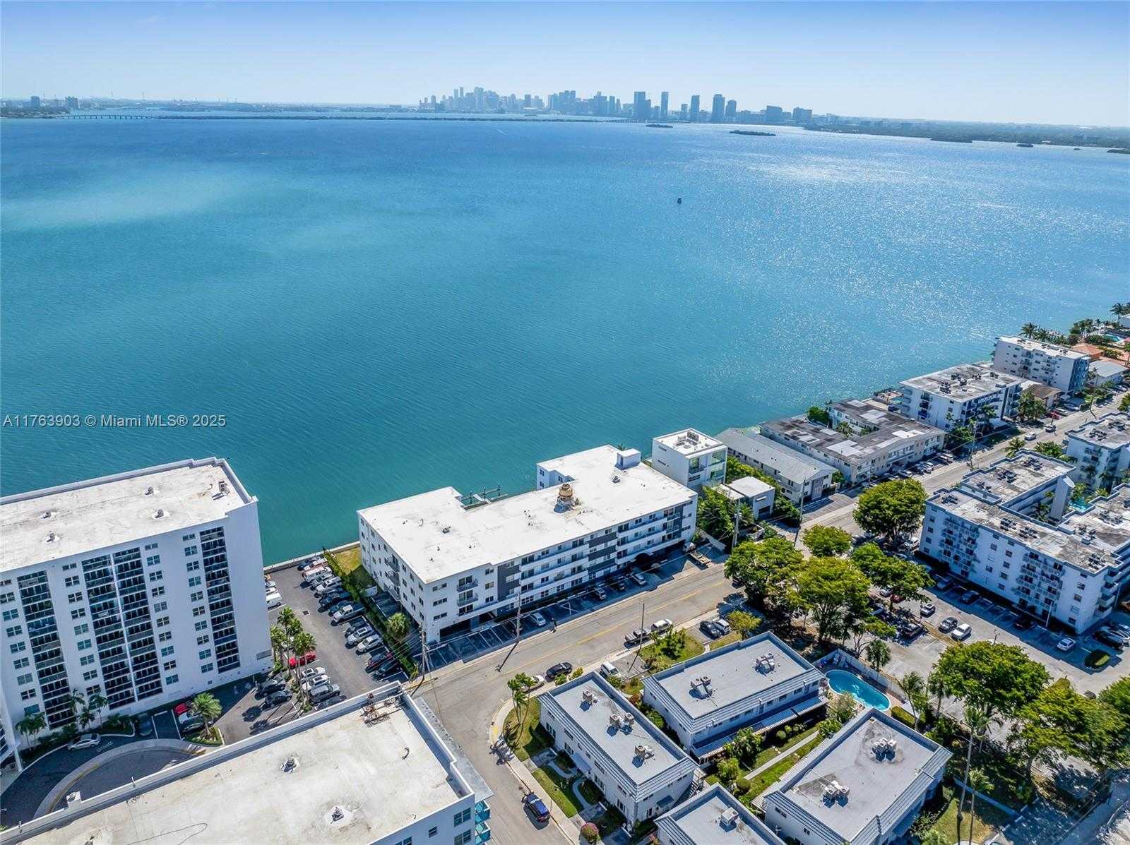 Small Image of 1880 SOUTH TREASURE DR #4M, North Bay Village Number 55