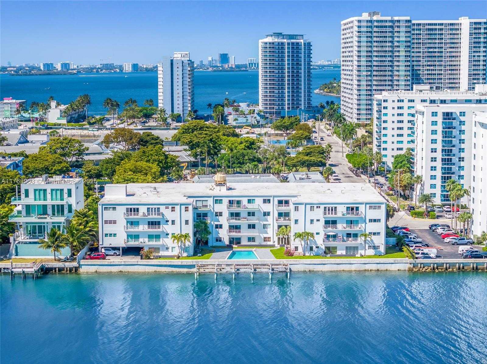 Small Image of 1880 SOUTH TREASURE DR #4M, North Bay Village Number 63