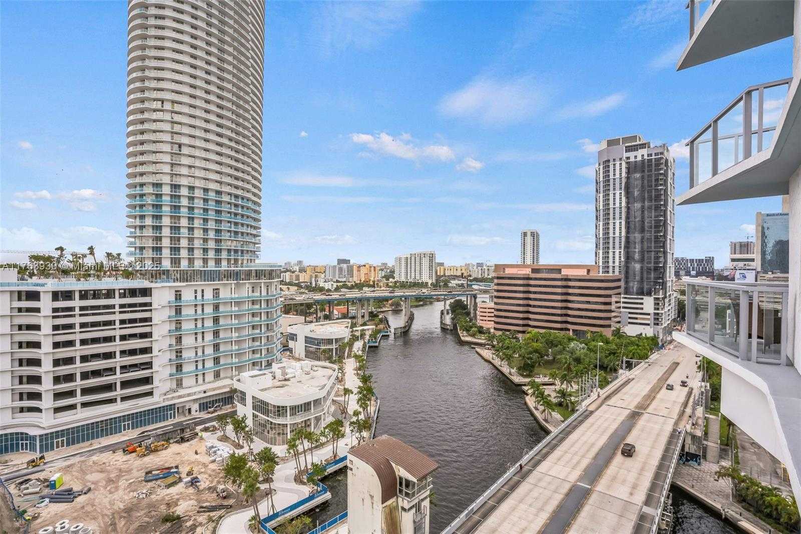 Small Image of 185 SOUTH WEST 7TH ST #1401, Miami Number 21