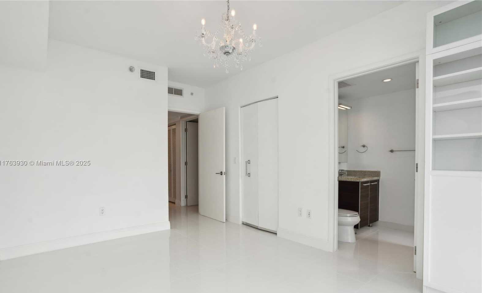 Small Image of 185 SOUTH WEST 7TH ST #1401, Miami Number 23