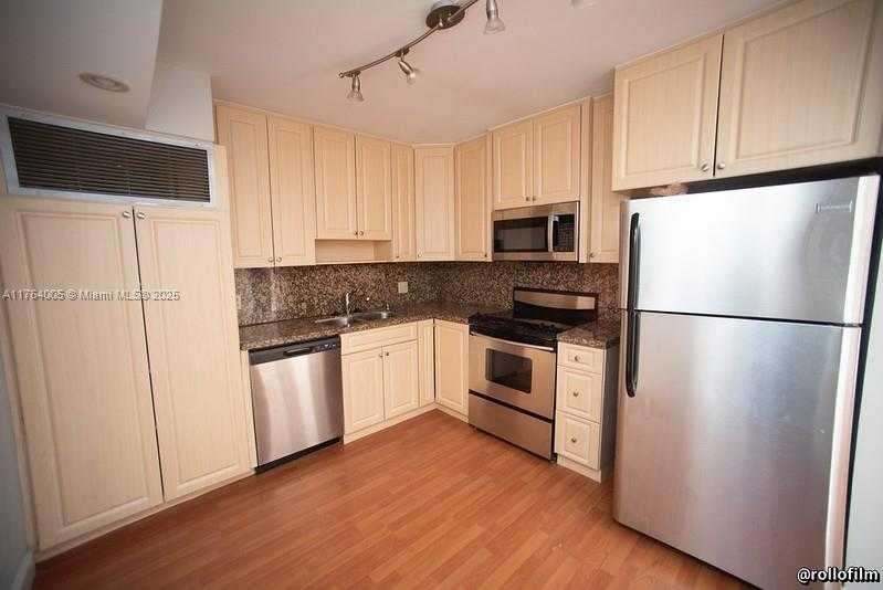 Small Image of 2801 NORTH EAST 183RD ST #709W, Aventura Number 10