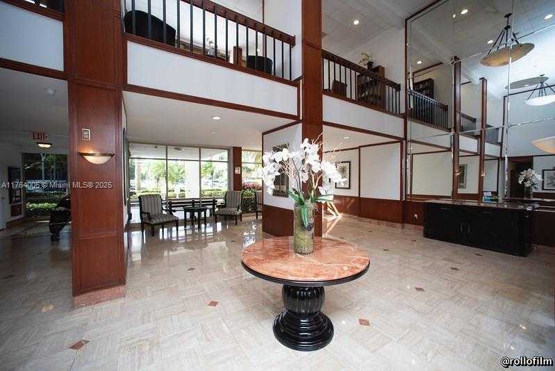 Small Image of 2801 NORTH EAST 183RD ST #709W, Aventura Number 3