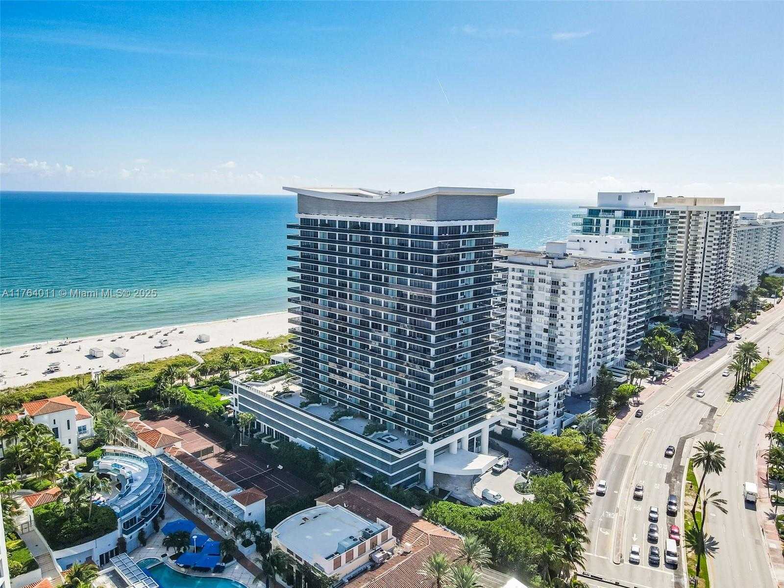 Small Image of 5875 COLLINS AVE #1704, Miami Beach Number 45