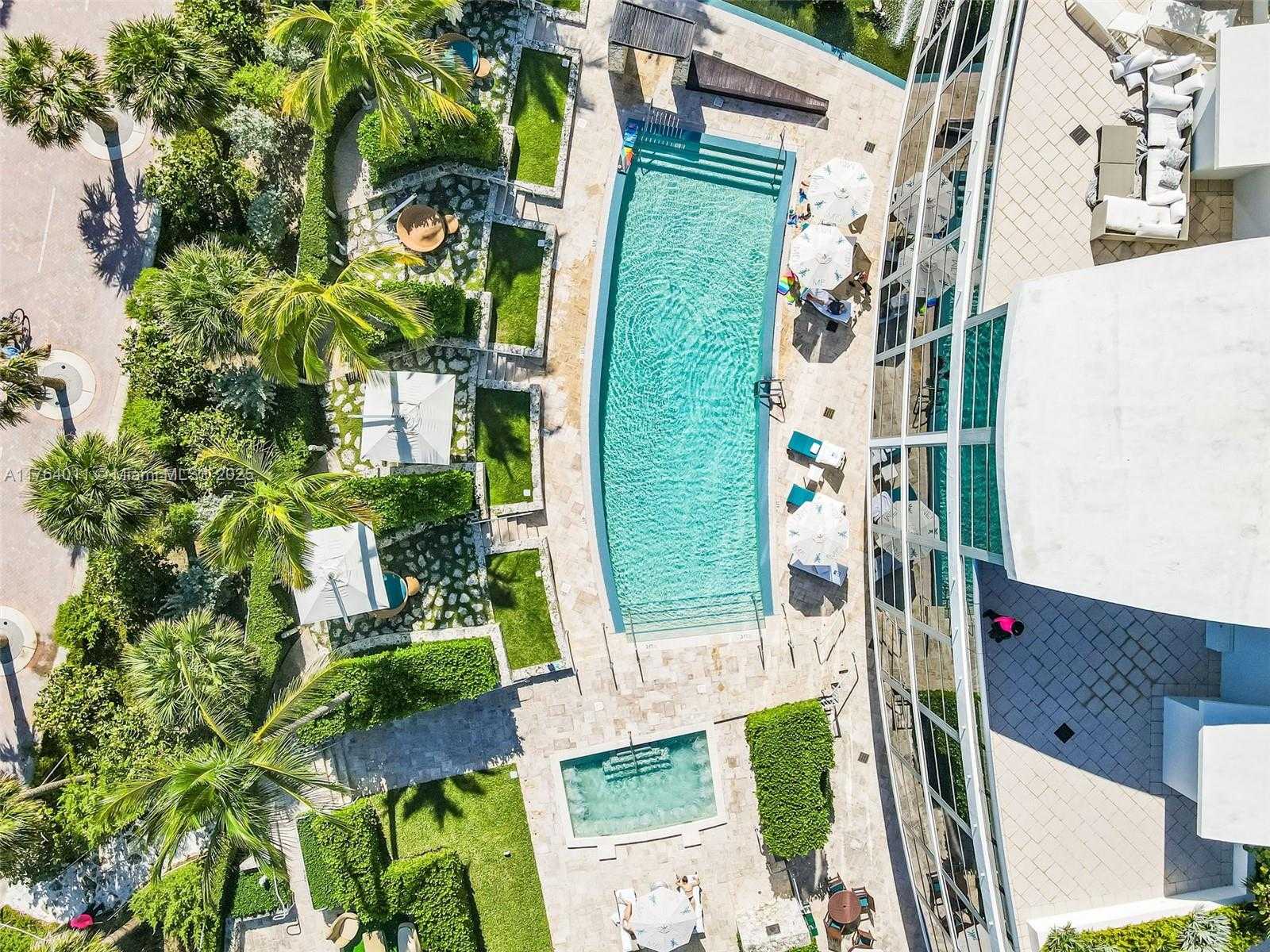 Small Image of 5875 COLLINS AVE #1704, Miami Beach Number 54
