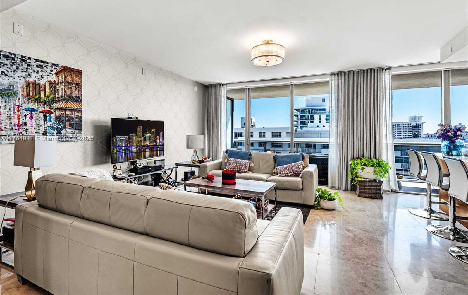 Small Image of 5875 COLLINS AVE #1704, Miami Beach Number 8
