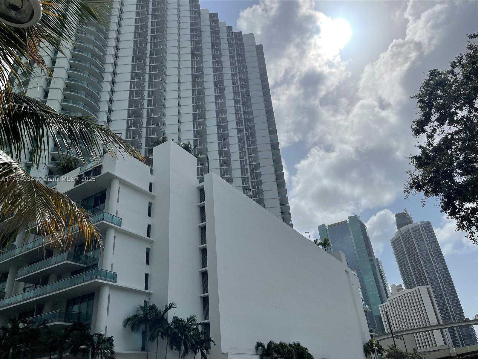 Small Image of 350 SOUTH MIAMI AVE #2712, Miami Number 2