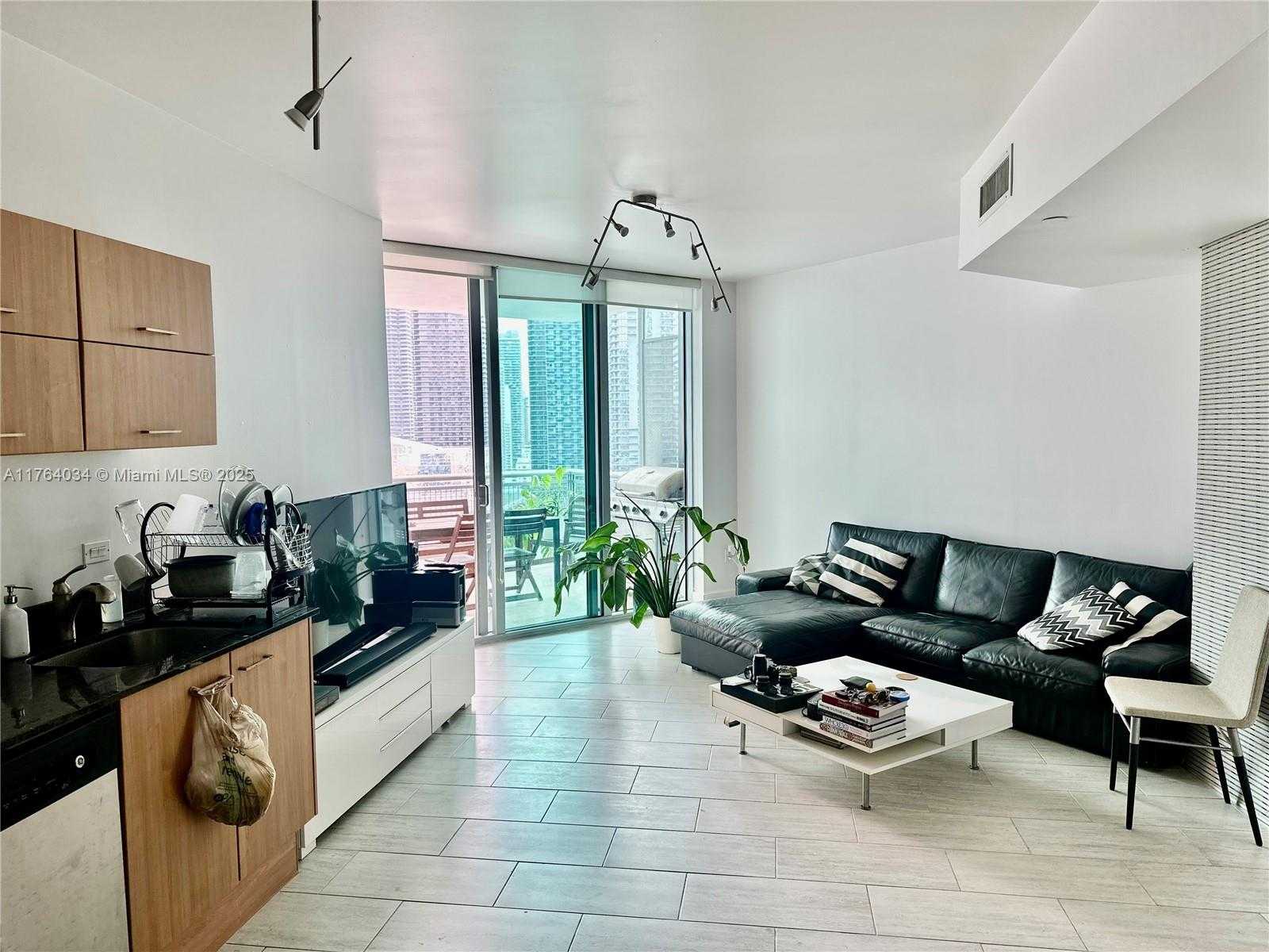 Small Image of 350 SOUTH MIAMI AVE #2712, Miami Number 5