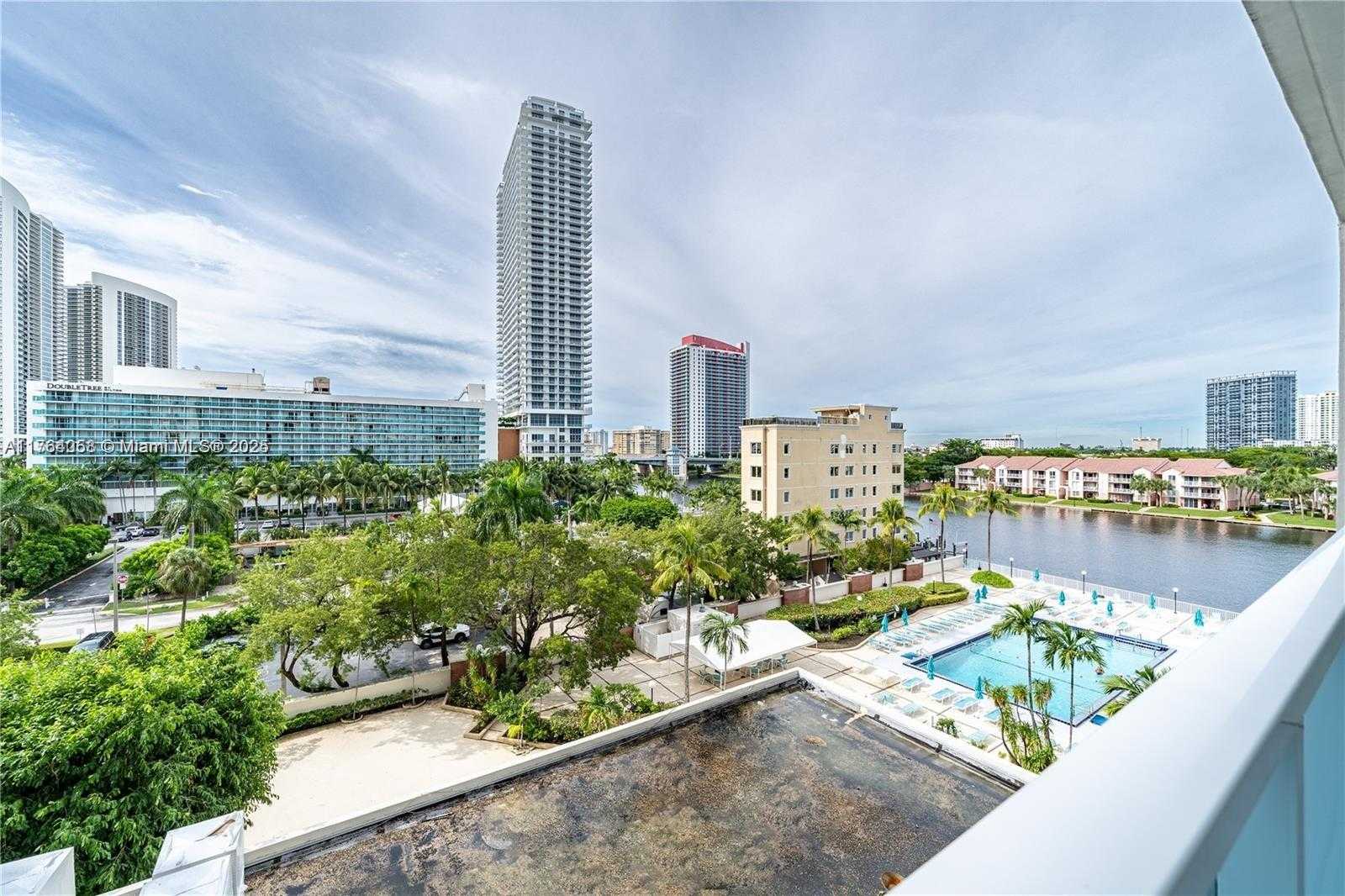 Small Image of 3800 SOUTH OCEAN DR #508, Hollywood Number 25