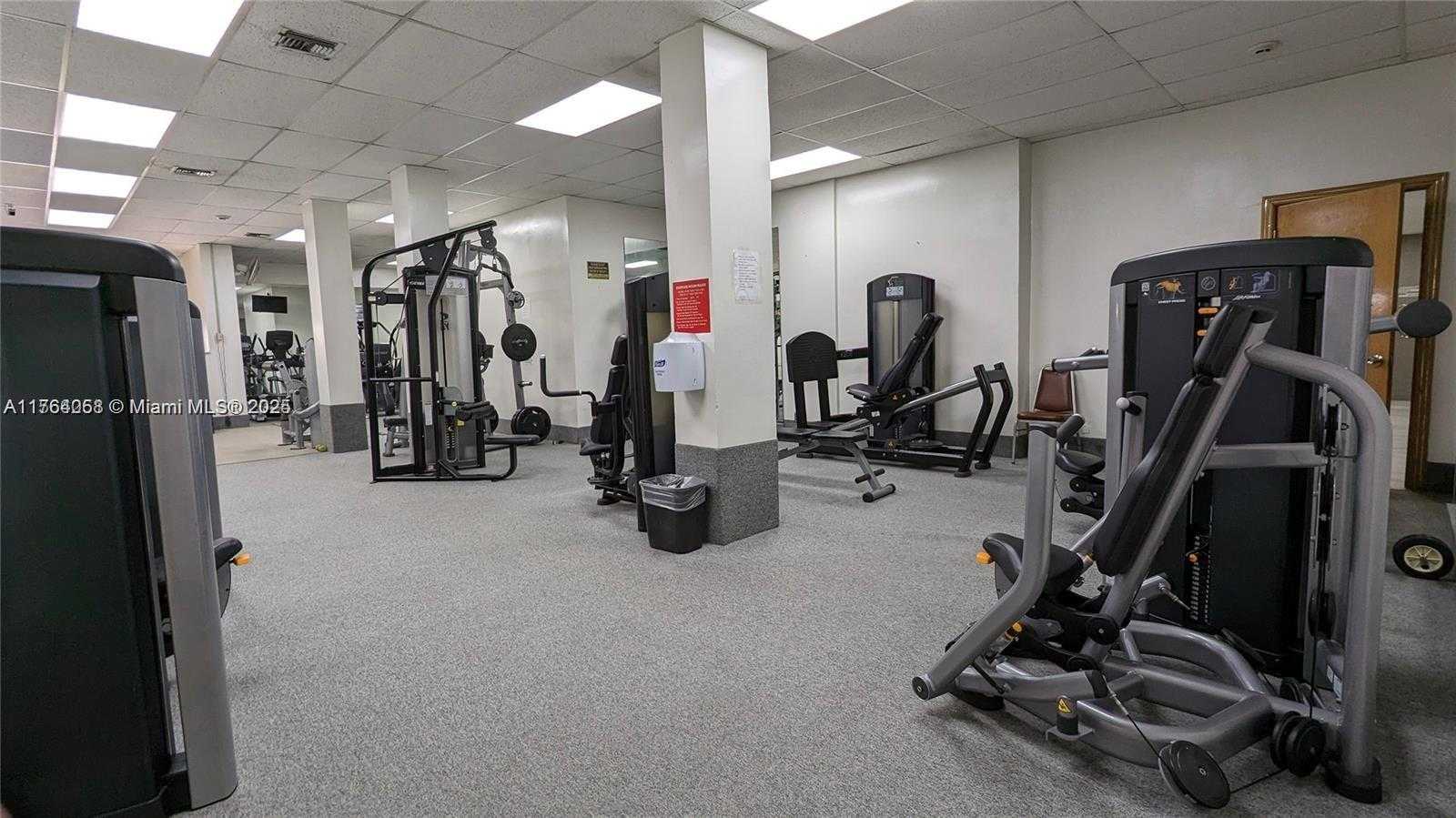 Small Image of 3800 SOUTH OCEAN DR #508, Hollywood Number 36