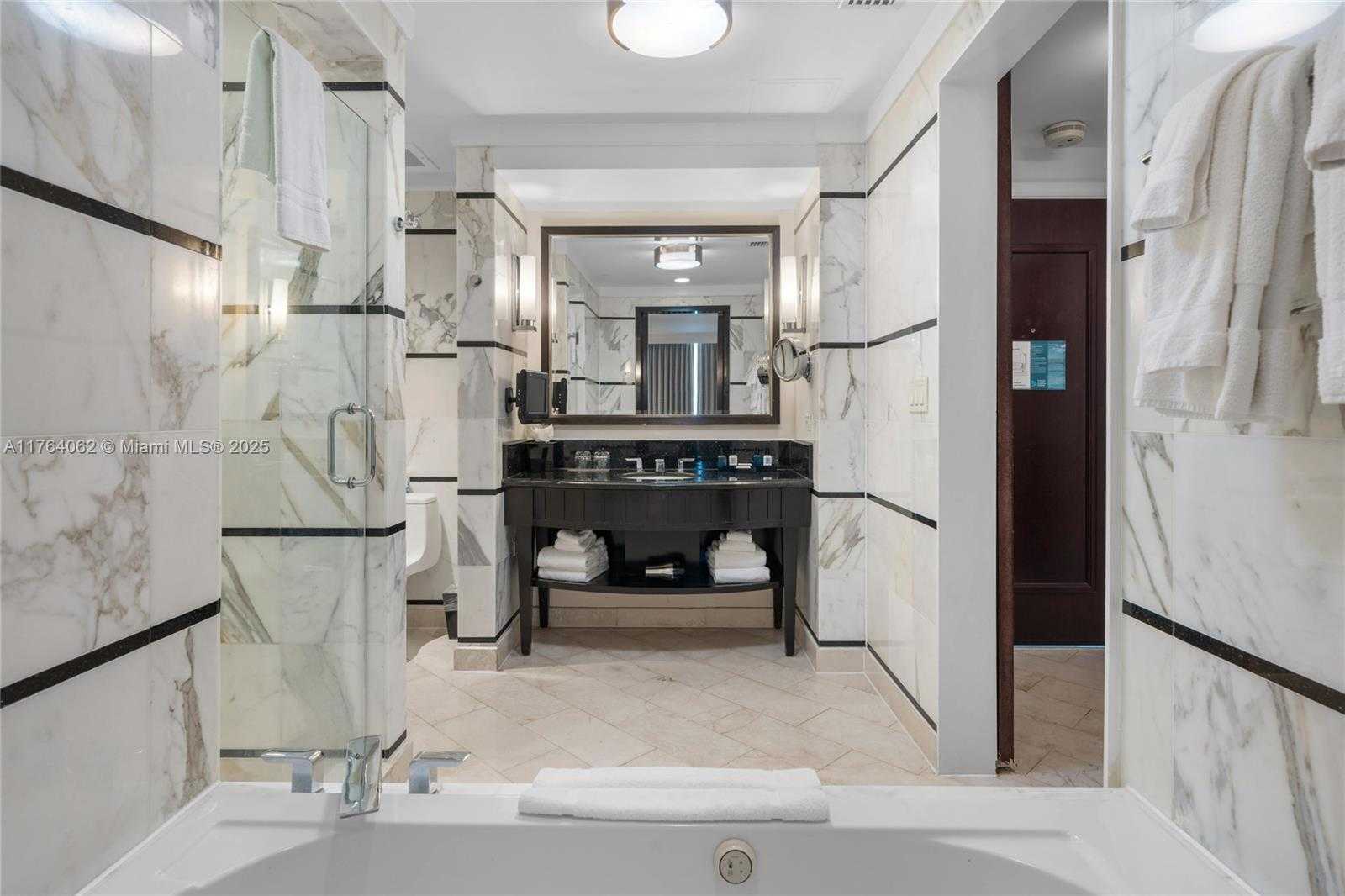 Small Image of 4391 COLLINS AVE #616, Miami Beach Number 6