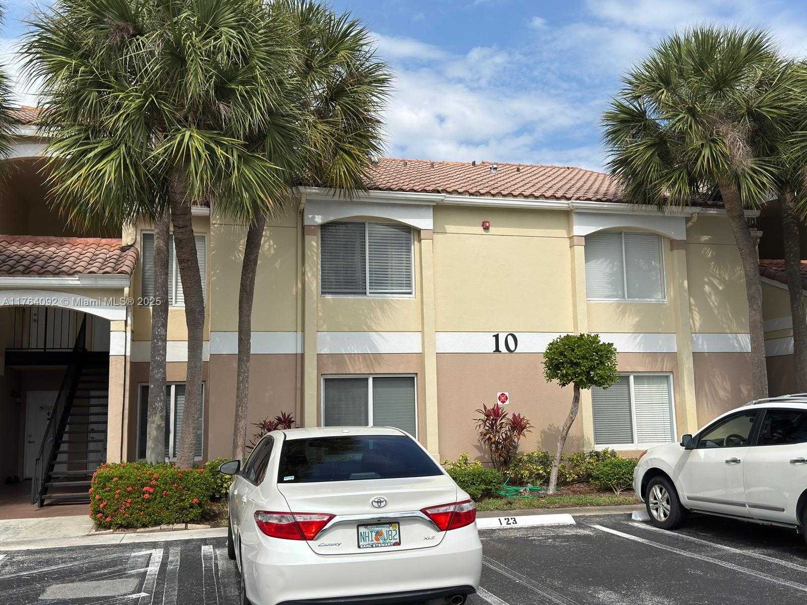 Small Image of 815 WEST BOYNTON BEACH BLVD #10-205, Boynton Beach Number 2
