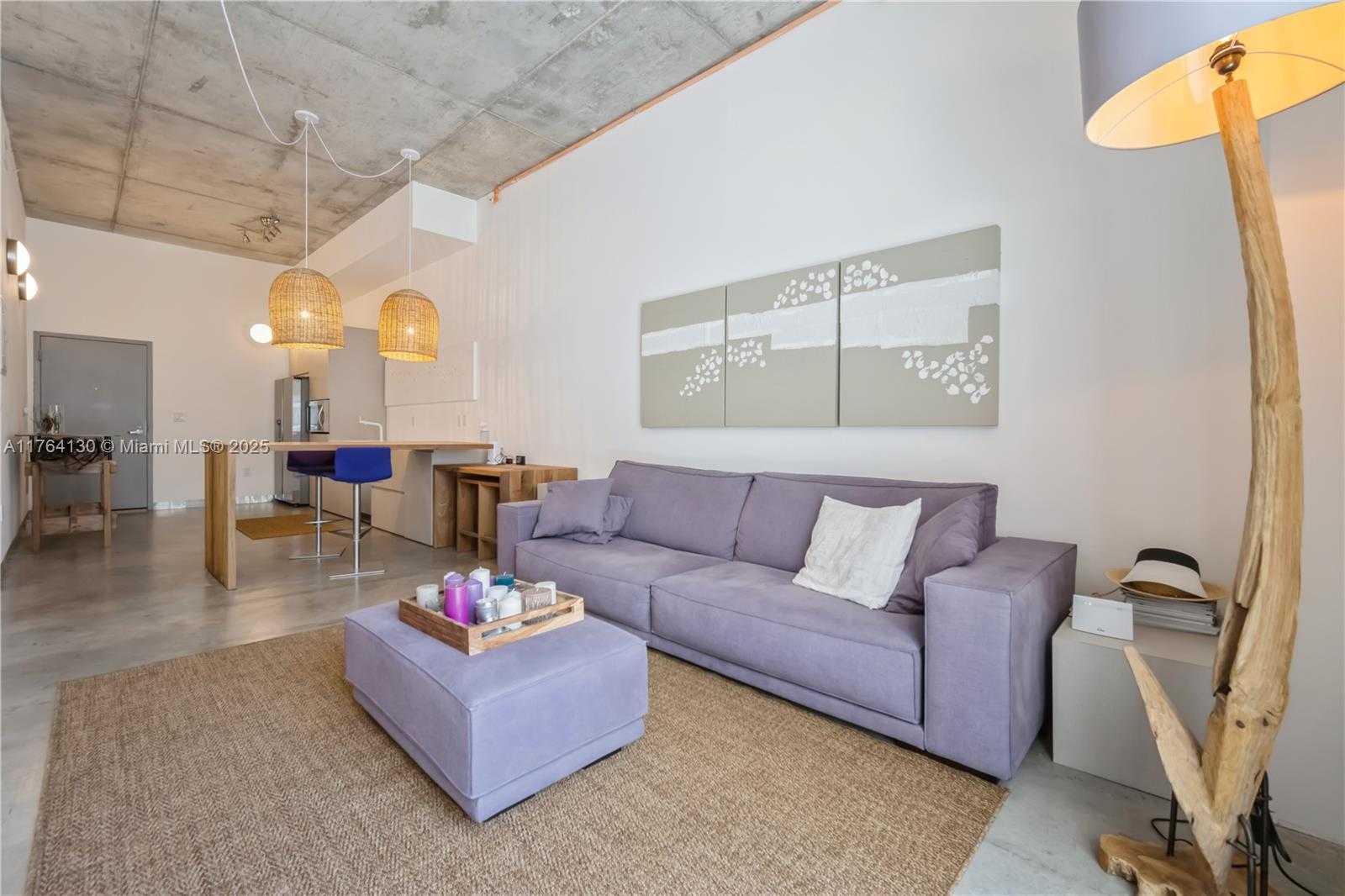 Small Image of 2001 MERIDIAN AVE #512, Miami Beach Number 10