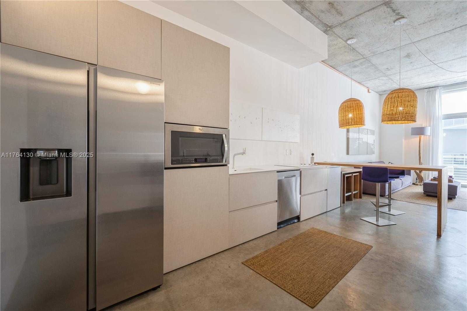 Small Image of 2001 MERIDIAN AVE #512, Miami Beach Number 5