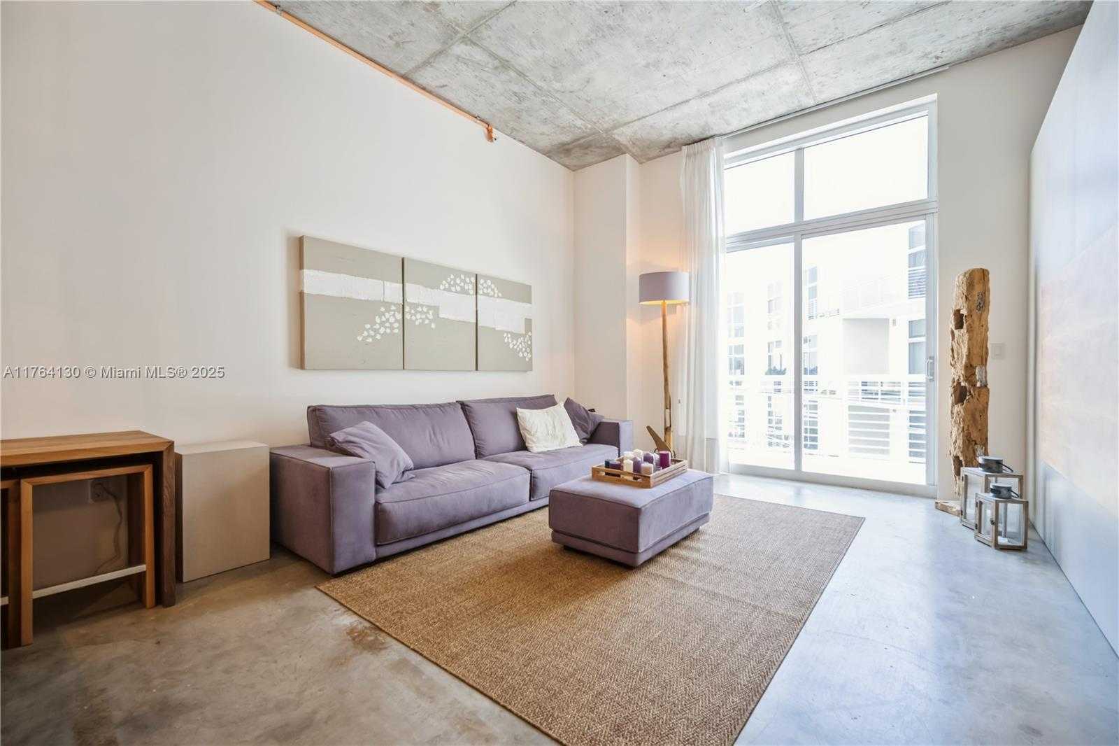 Small Image of 2001 MERIDIAN AVE #512, Miami Beach Number 8