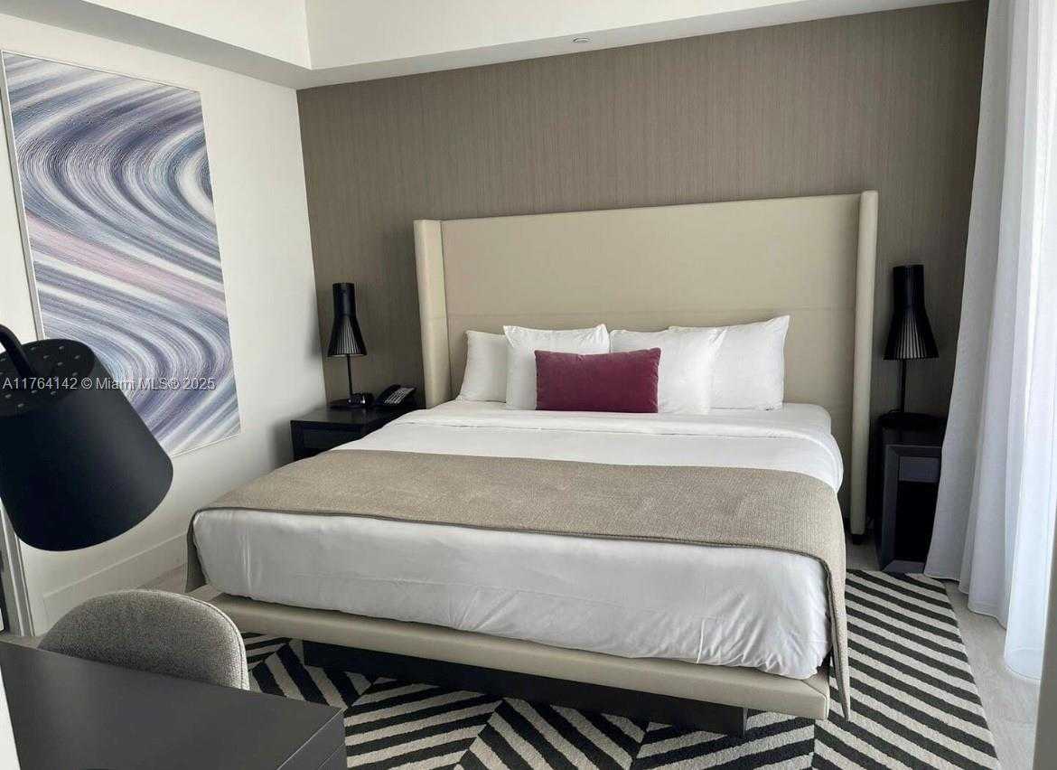 Small Image of 4010 SOUTH OCEAN DR #R3004, Hollywood Number 4