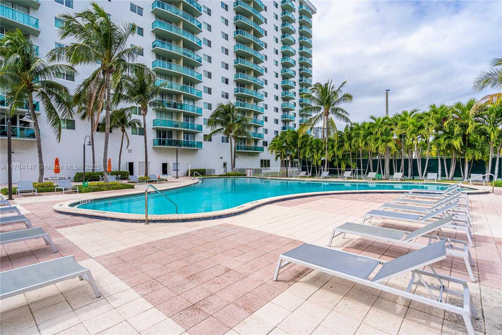 Small Image of 19380 COLLINS AVE #307, Sunny Isles Beach Number 10