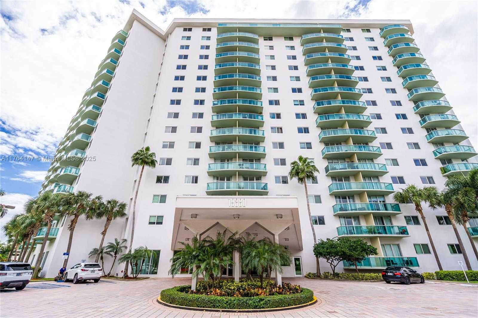 Small Image of 19380 COLLINS AVE #307, Sunny Isles Beach Number 2