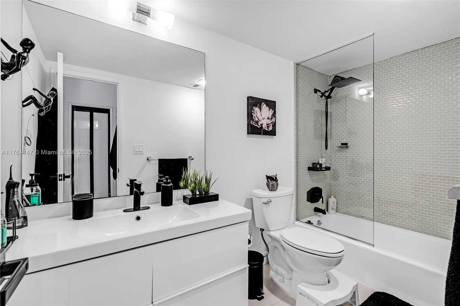 Small Image of 19380 COLLINS AVE #307, Sunny Isles Beach Number 29