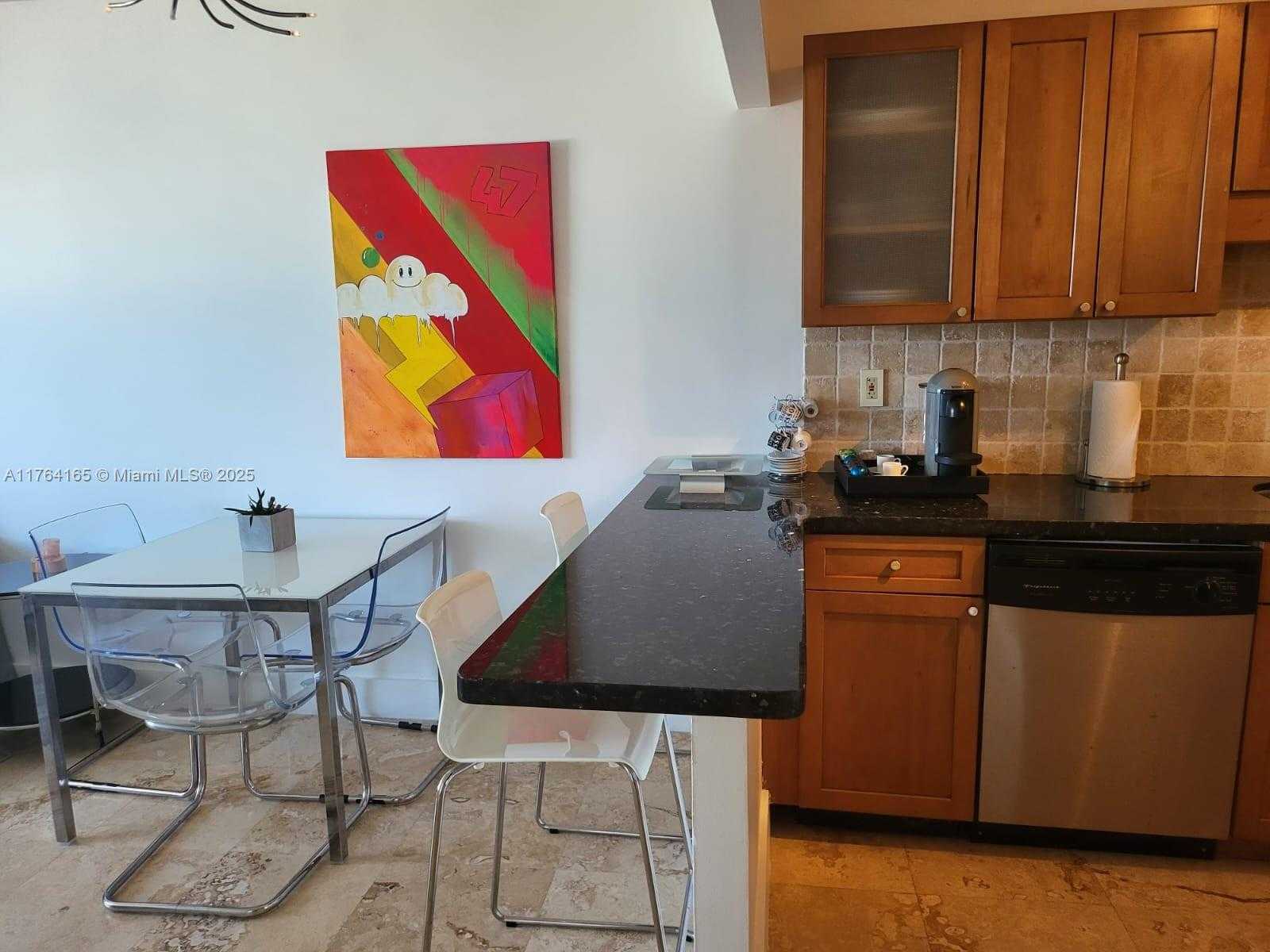 Small Image of 100 LINCOLN RD #1238, Miami Beach Number 4