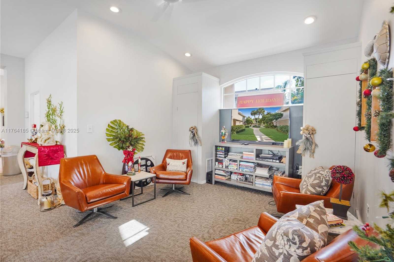 Small Image of 614 EXECUTIVE CENTER DR #102, West Palm Beach Number 31