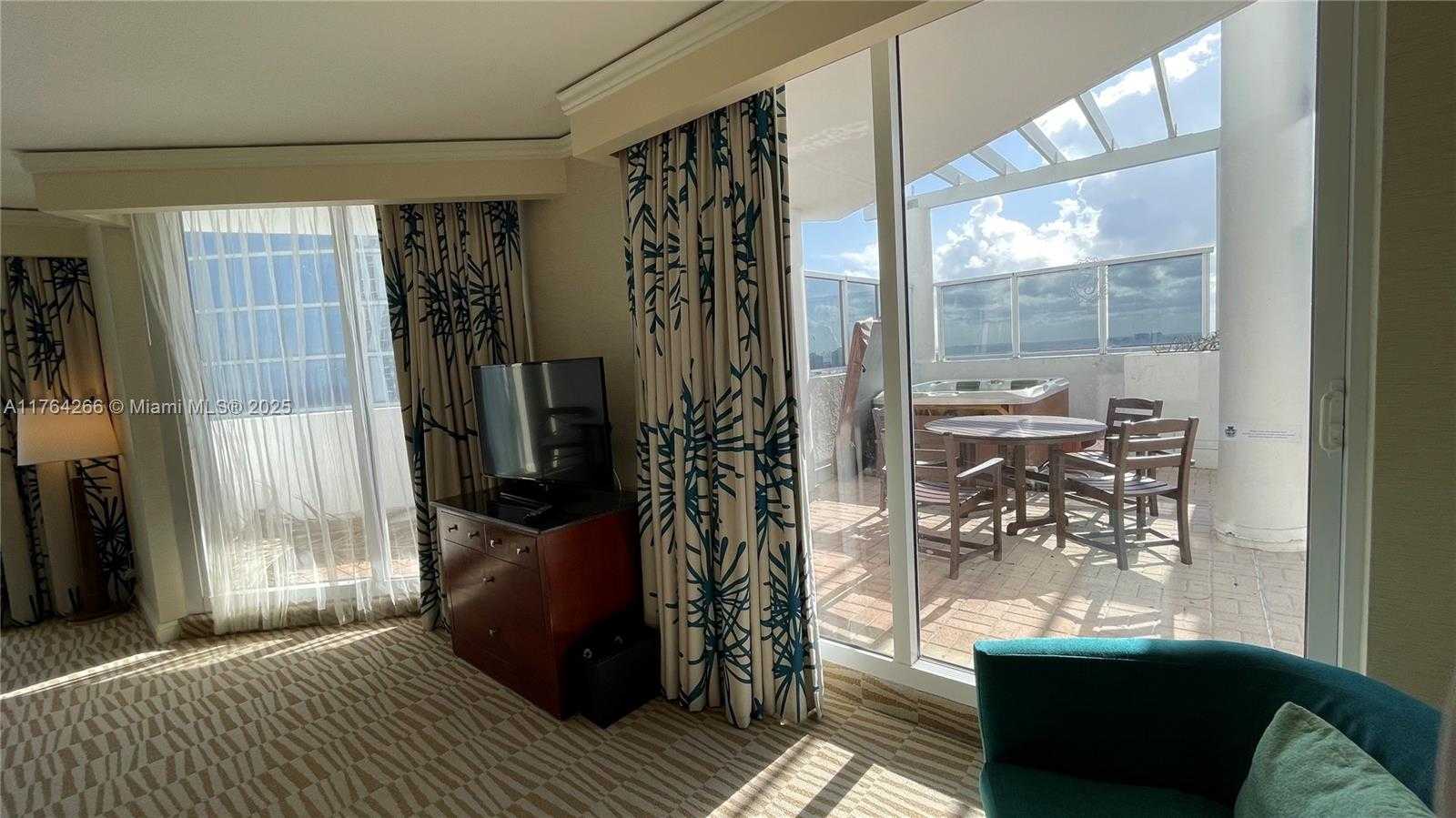 Small Image of 18001 COLLINS AVE #2814, Sunny Isles Beach Number 21