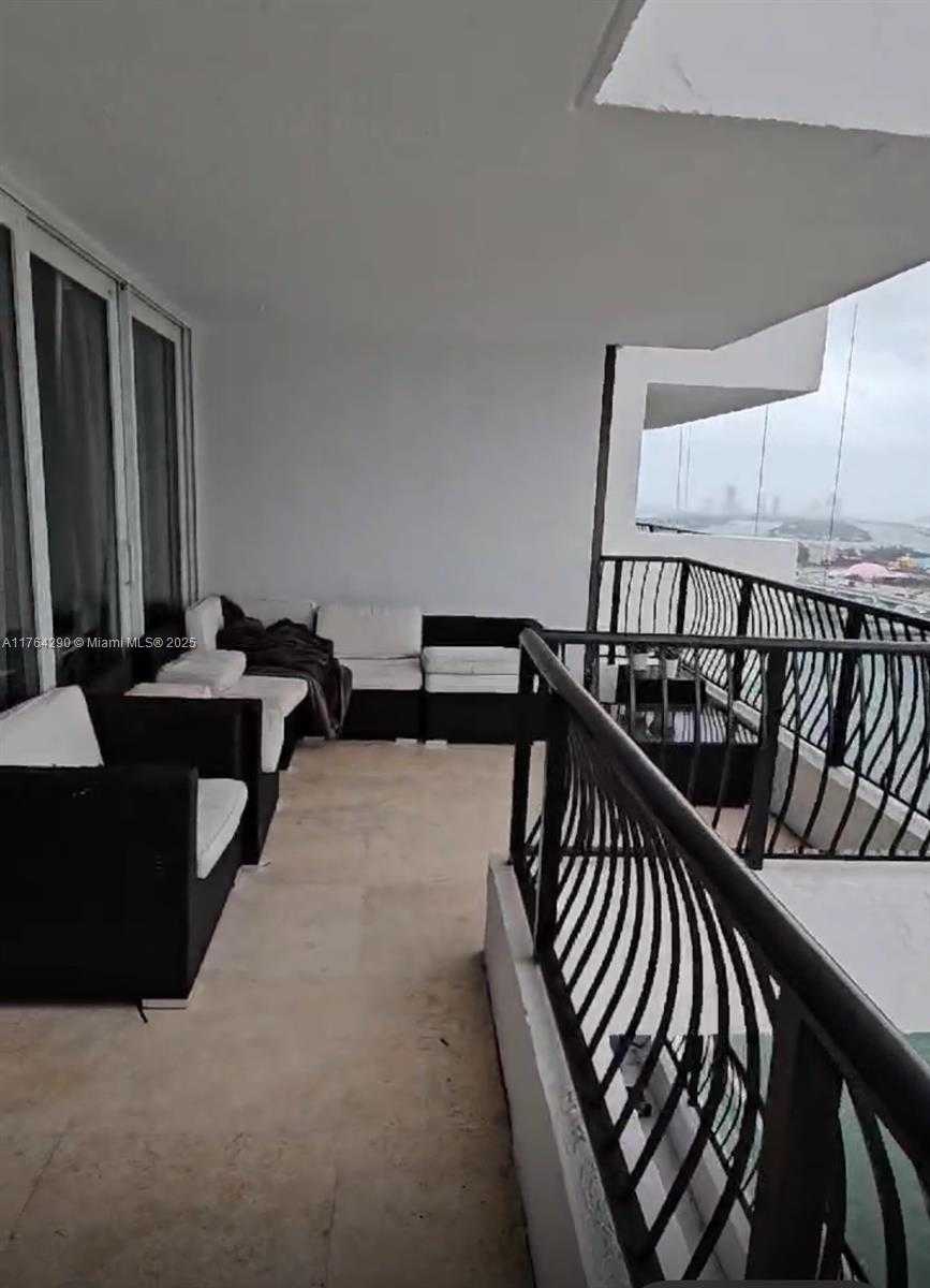 Small Image of 555 NORTH EAST 15TH ST #28J, Miami Number 4