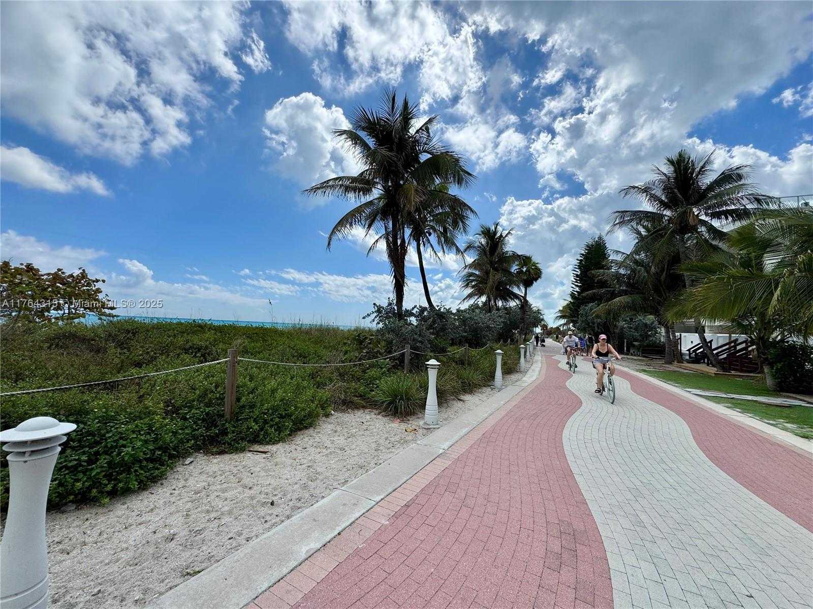 Small Image of 5445 COLLINS AVE #TH-11, Miami Beach Number 10